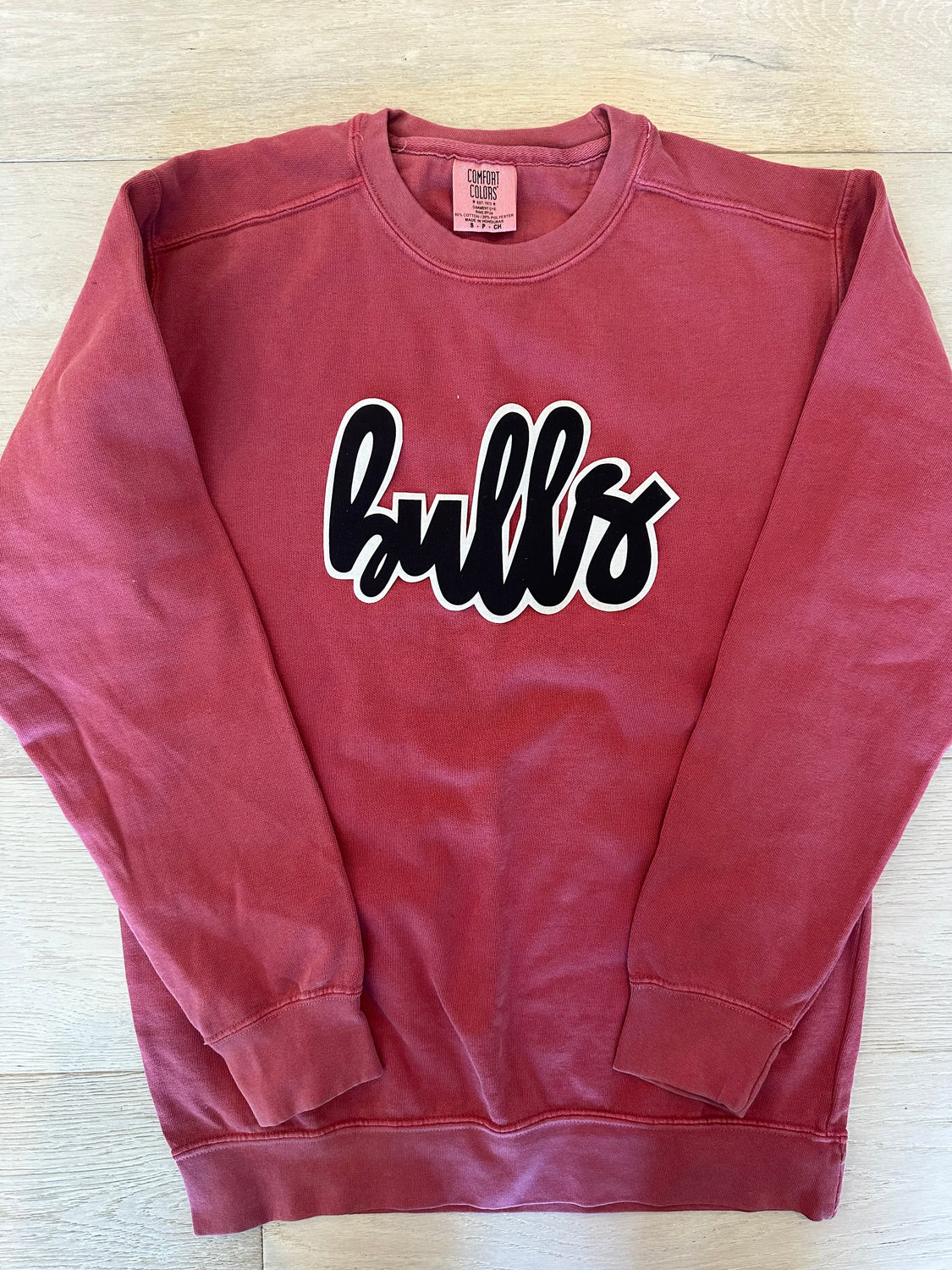BULLS - RED COMFORT COLORS CREW