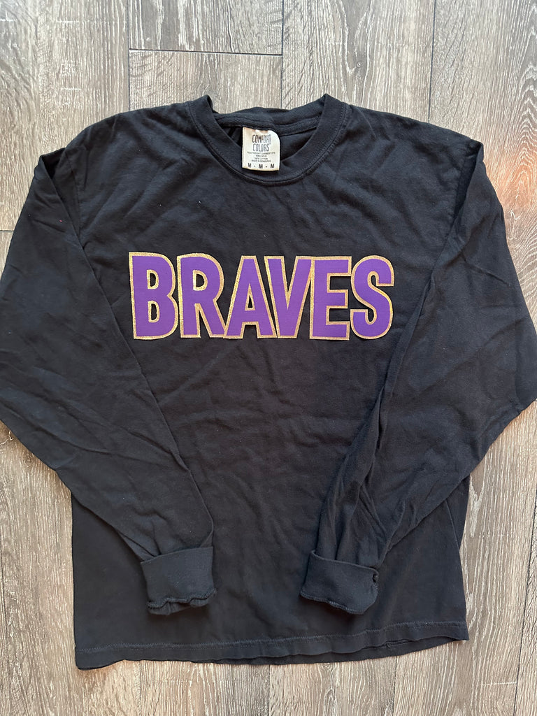 BLOCK BRAVES- BLACK COMFORT COLORS LONG SLEEVE