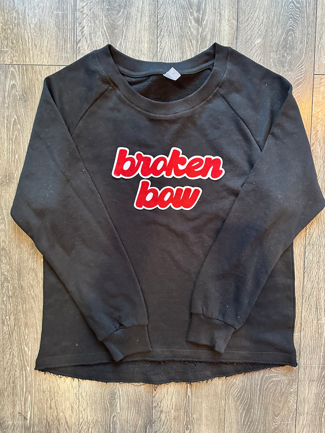 BROKEN BOW - BLACK LIGHTWEIGHT CREW