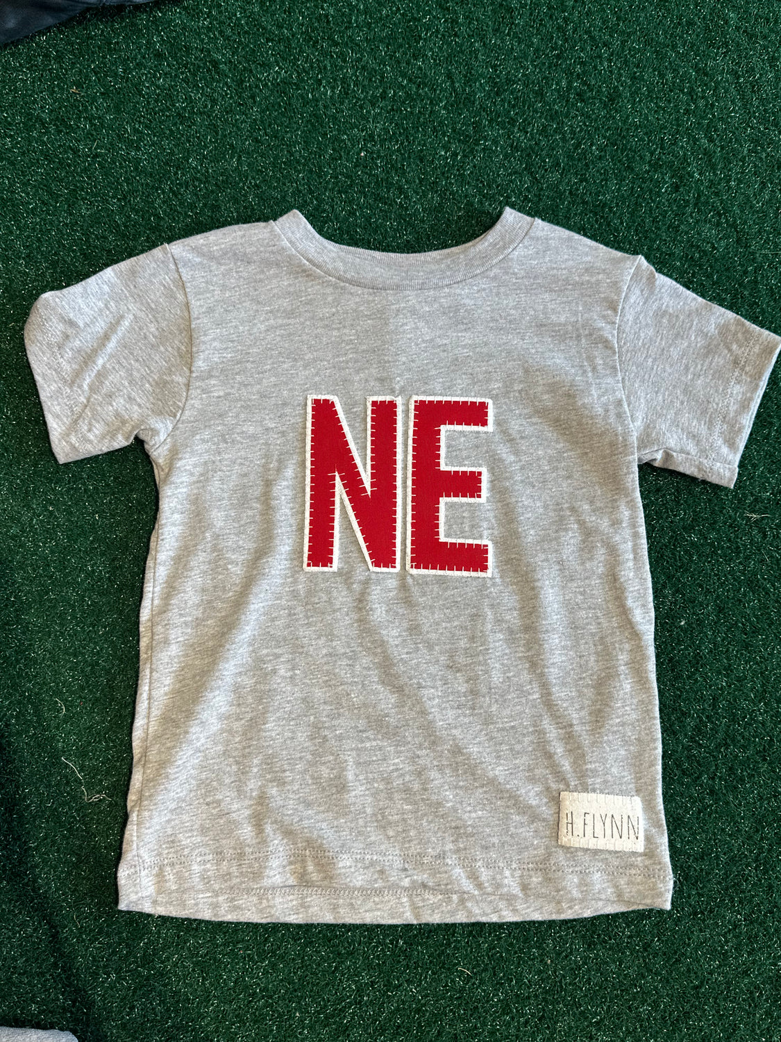 BLOCK NE - GREY SHORT SLEEVE - TODDLER + YOUTH