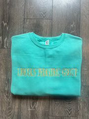 YELLOW EMBROIDERED LINCOLN PEDIATRIC GROUP - SCUBA BLUE CREW