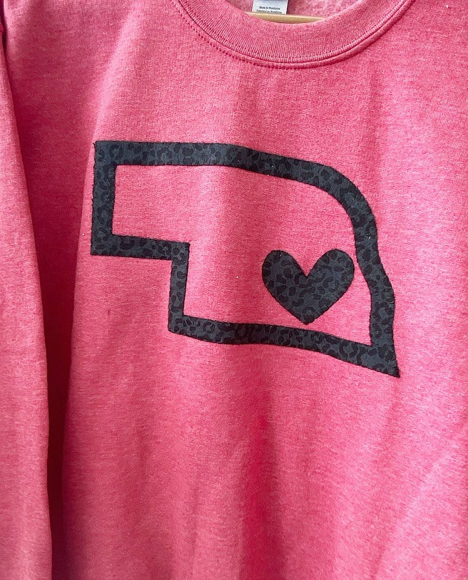 BLACK CHEETAH STATE + HEART - HEATHER RED CREW