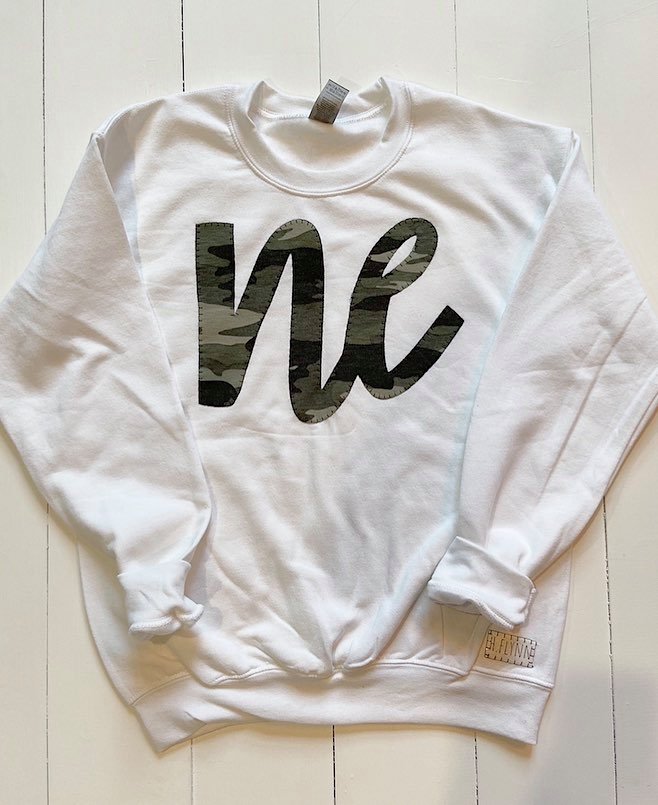15. CAMO NE • WHITE CREW • ADULT