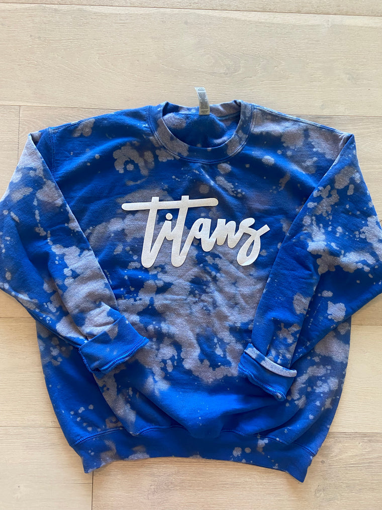 WHITE TITANS - BLUE DYED CREW