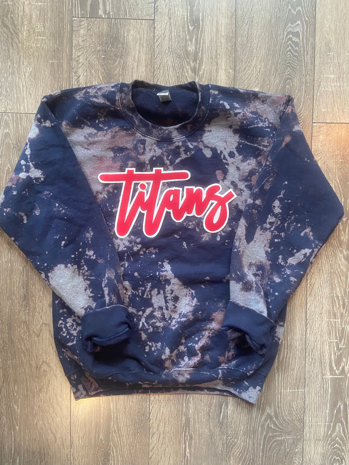 TITANS - NAVY DYED CREW