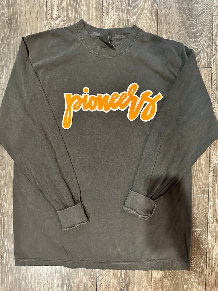PIONEERS - GREY COMFORT COLORS LONG SLEEVE