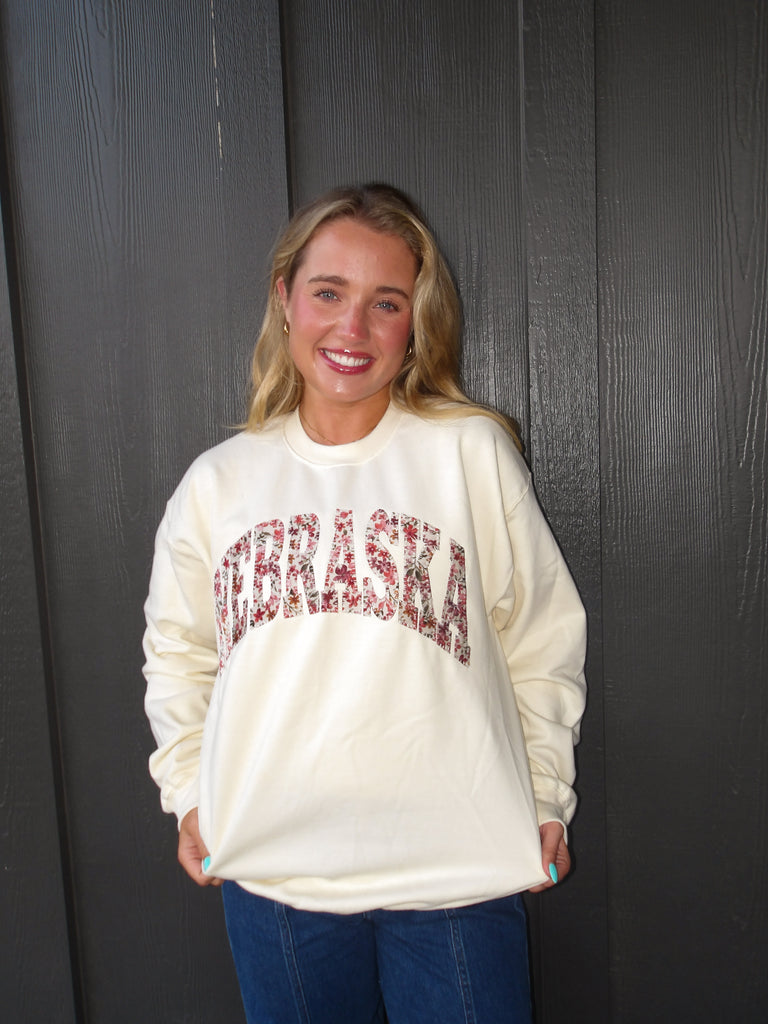 VINTAGE BERRY FLORAL NEBRASKA - IVORY CREW