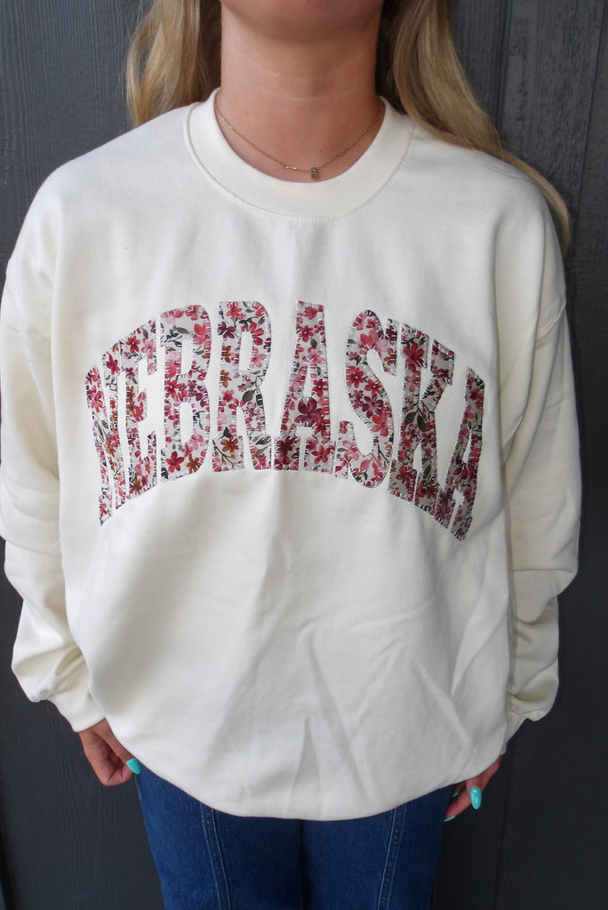 VINTAGE BERRY FLORAL NEBRASKA - IVORY CREW
