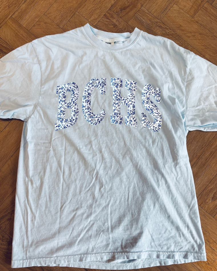 BLUE FLORAL BCHS - LIGHT BLUE COMFORT COLORS TEE