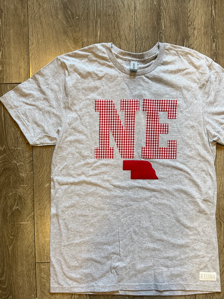 GINGHAM NE + RED STATE - GREY T-SHIRT