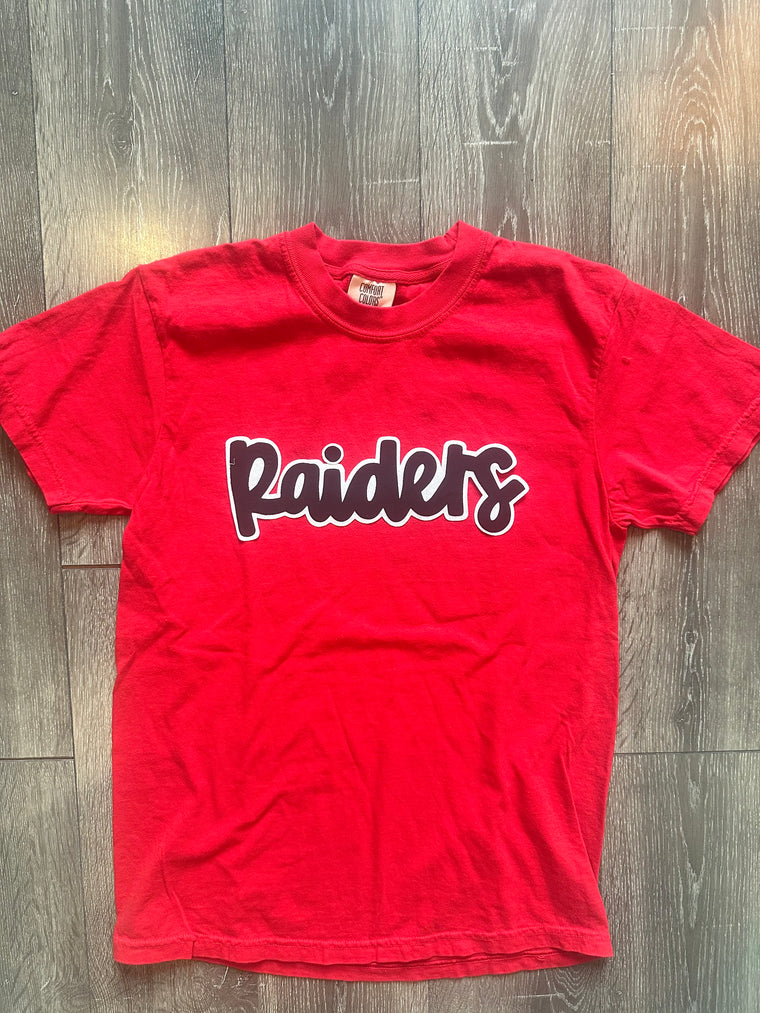 RAIDERS - RED COMFORT COLORS TEE - YOUTH + ADULT