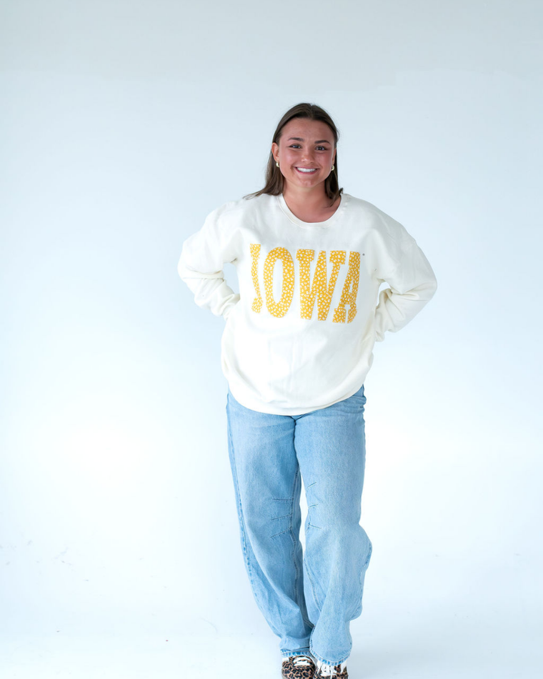 YELLOW FLORAL IOWA - CREAM CREWNECK