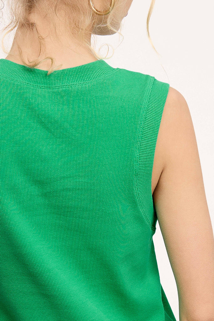 La Miel - HUT7340-Stretchy Basic Ribbed Sleeveless Crew Neck Top: Fire / M