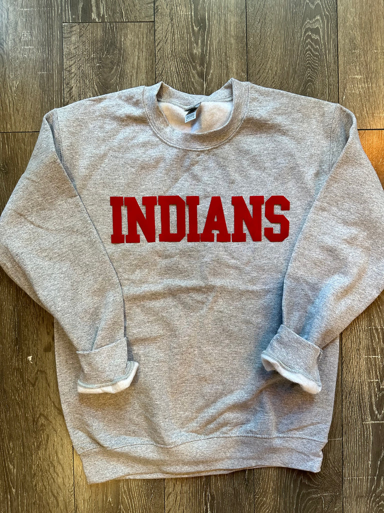 VARSITY INDIANS - GREY GILDAN CREW