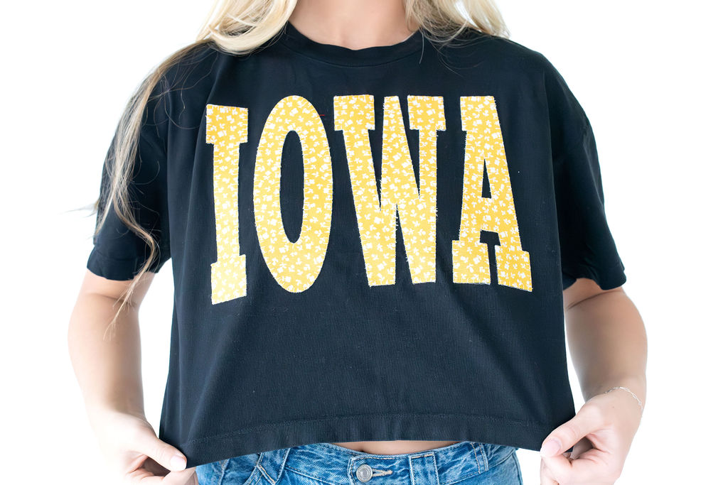 YELLOW + WHITE FLORAL IOWA - BLACK CROP TEE