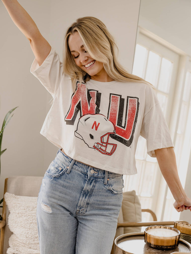 LivyLu - Nebraska Huskers Helmet Fade Off White Cropped Tee: L