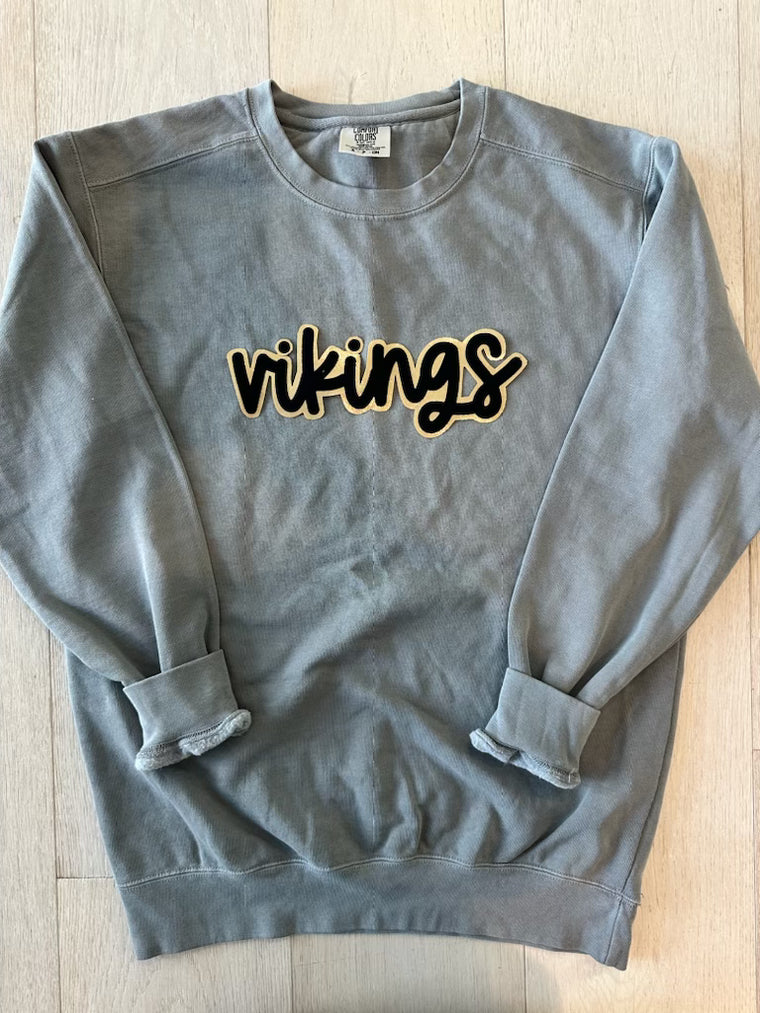 VIKINGS - GREY COMFORT COLORS CREWNECK