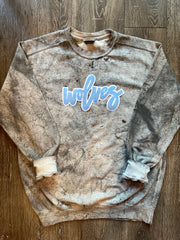 WOLVES - GREY DYED CREW