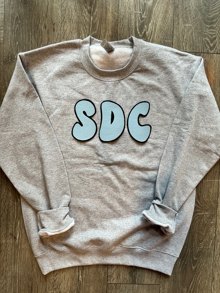 SDC - GREY GILDAN CREW