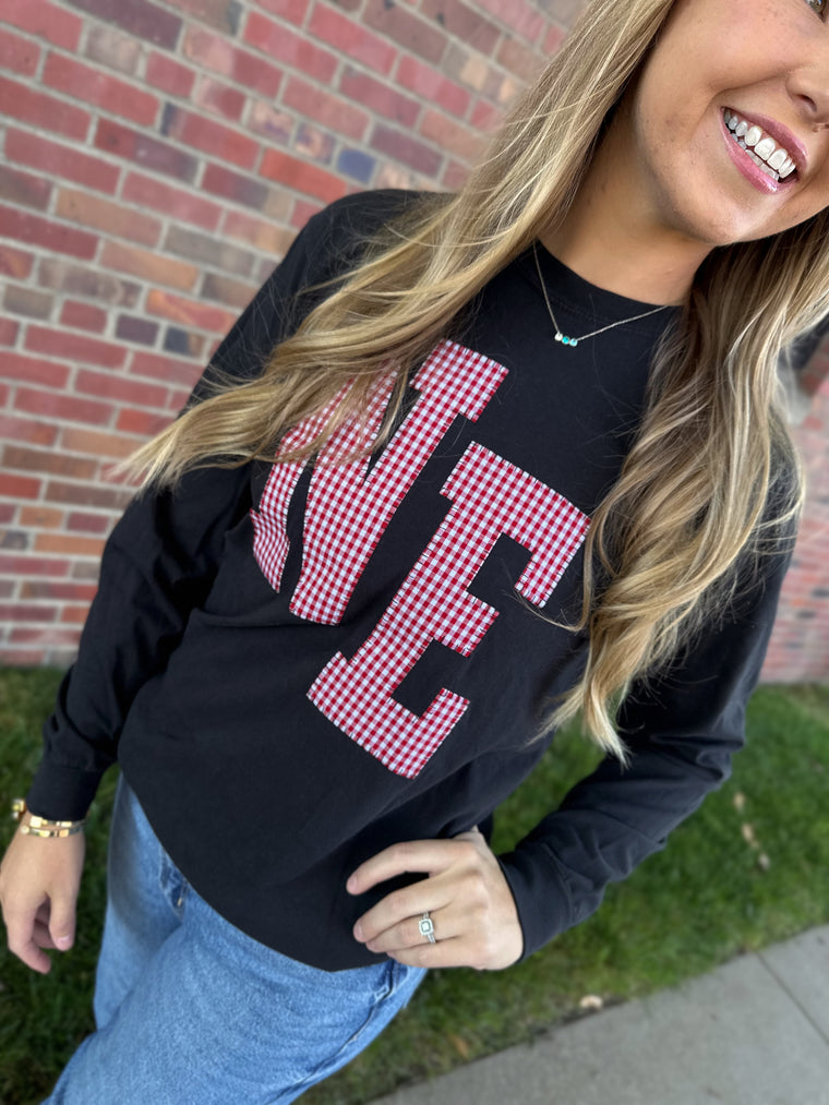 RED/WHITE GINGHAM NE - BLACK LONG SLEEVE TEE
