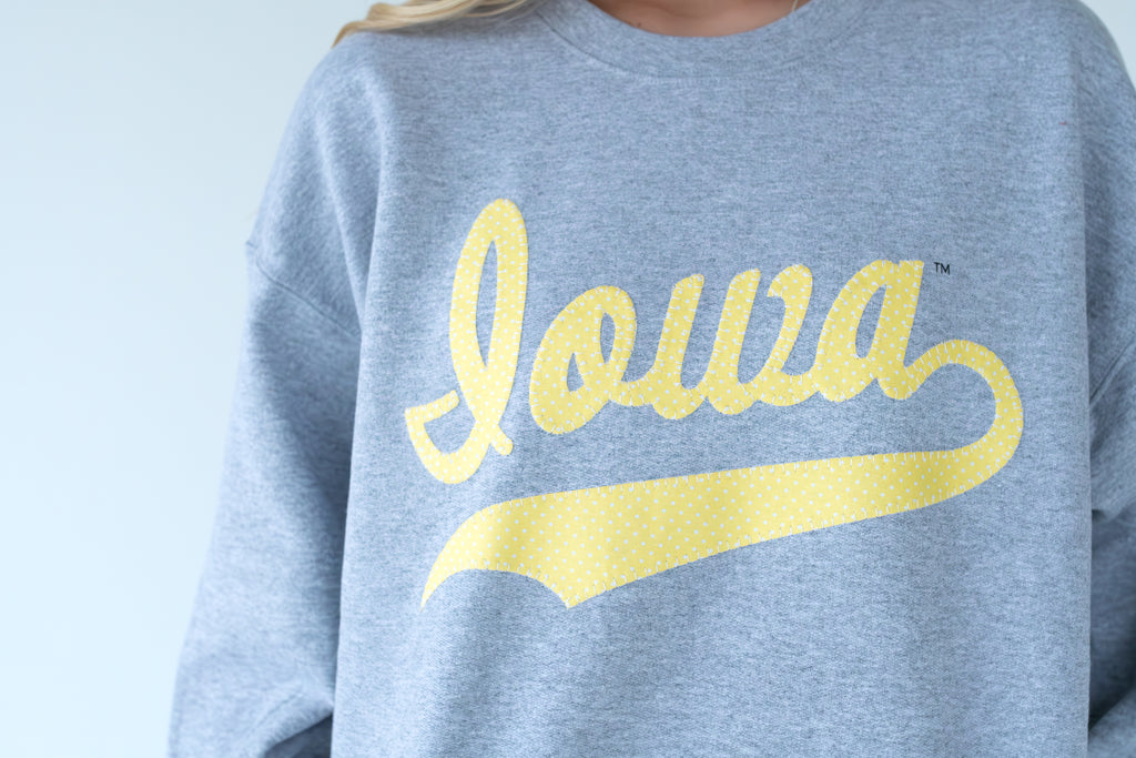YELLOW + WHITE POLKA DOT CURSIVE IOWA - SPORT GREY CREW