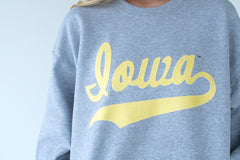 YELLOW + WHITE POLKA DOT CURSIVE IOWA - SPORT GREY CREW