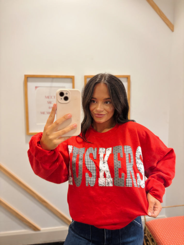 VARSITY PATCHWORK HUSKERS - RED CREWNECK