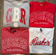 POLKA DOT SIGNATURE HUSKERS + VBALL PATCH - ASH GREY TSHIRT