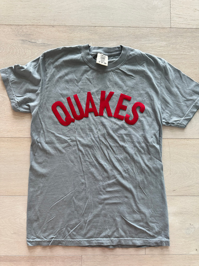 BLOCK QUAKES - GREY COMFORT COLORS TEE (YOUTH + ADULT)