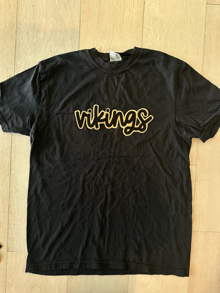 VIKINGS - BLACK COMFORT COLORS TEE - YOUTH + ADULT