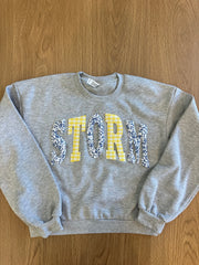 PATCHWORK STORM  -  GREY CROP CREWNECK