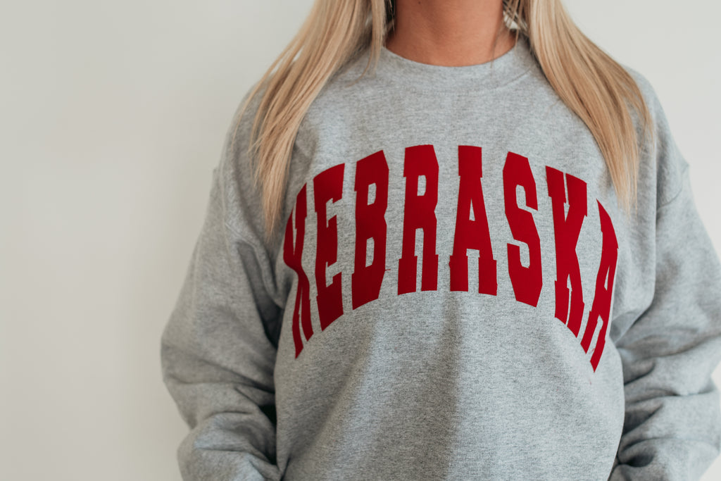 VARSITY RED NEBRASKA - SPORT GREY CREWNECK