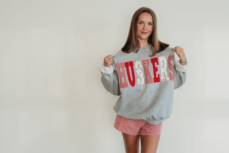 VARSITY PATCHWORK HUSKERS - SPORT GREY CREWNECK