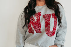 VARSITY BANDANA NU - GREY CROP CREW