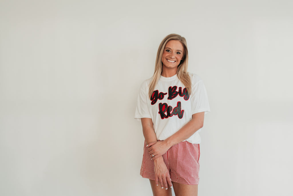 CURSIVE BLACK/RED GO BIG RED  - WHITE TEE