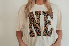 CHEETAH VARSITY NE  - IVORY TEE