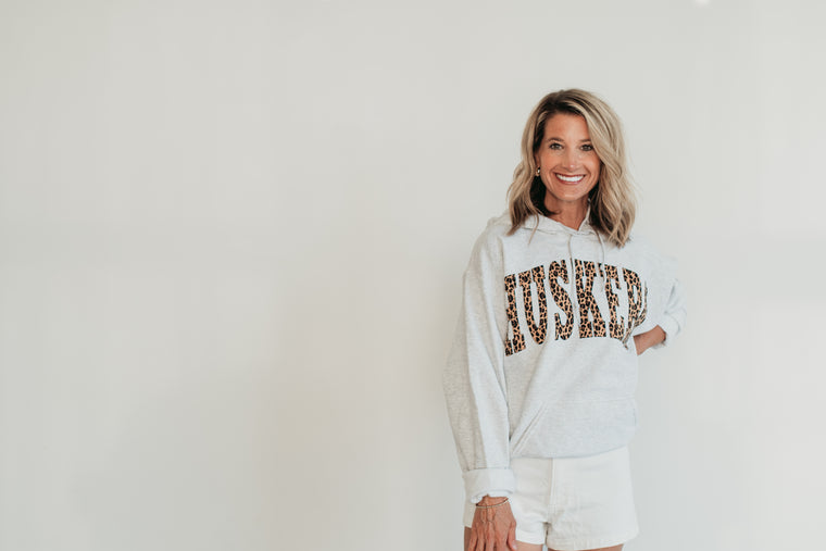 VARSITY CHEETAH HUSKERS - ASH GREY HOODIE