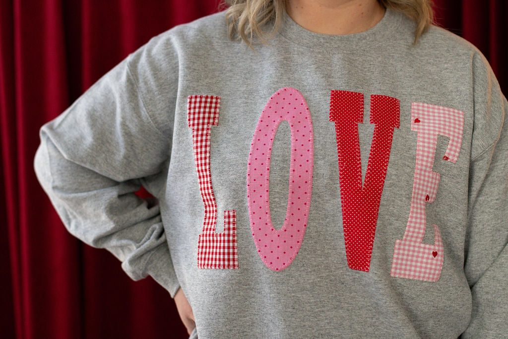 PATCHWORK LOVE - SPORT GREY CREWNECK