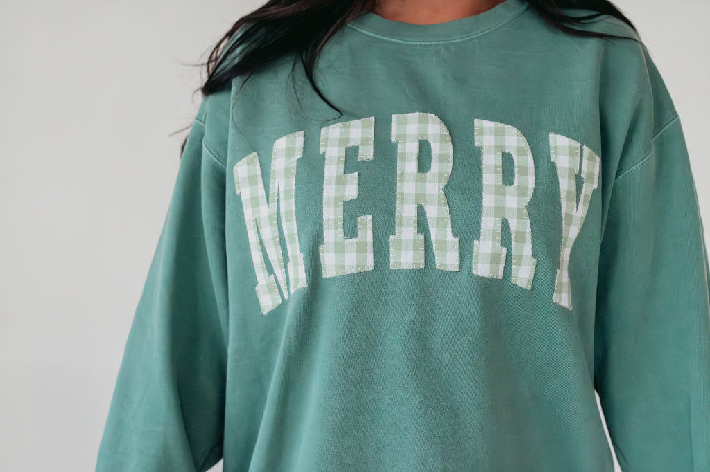 LIGHT GREEN GINGHAM MERRY - GREEN COMFORT COLORS CREW