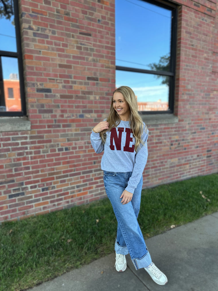 RED/BLACK GINGHAM NE - SPORT GRAY CREWNECK