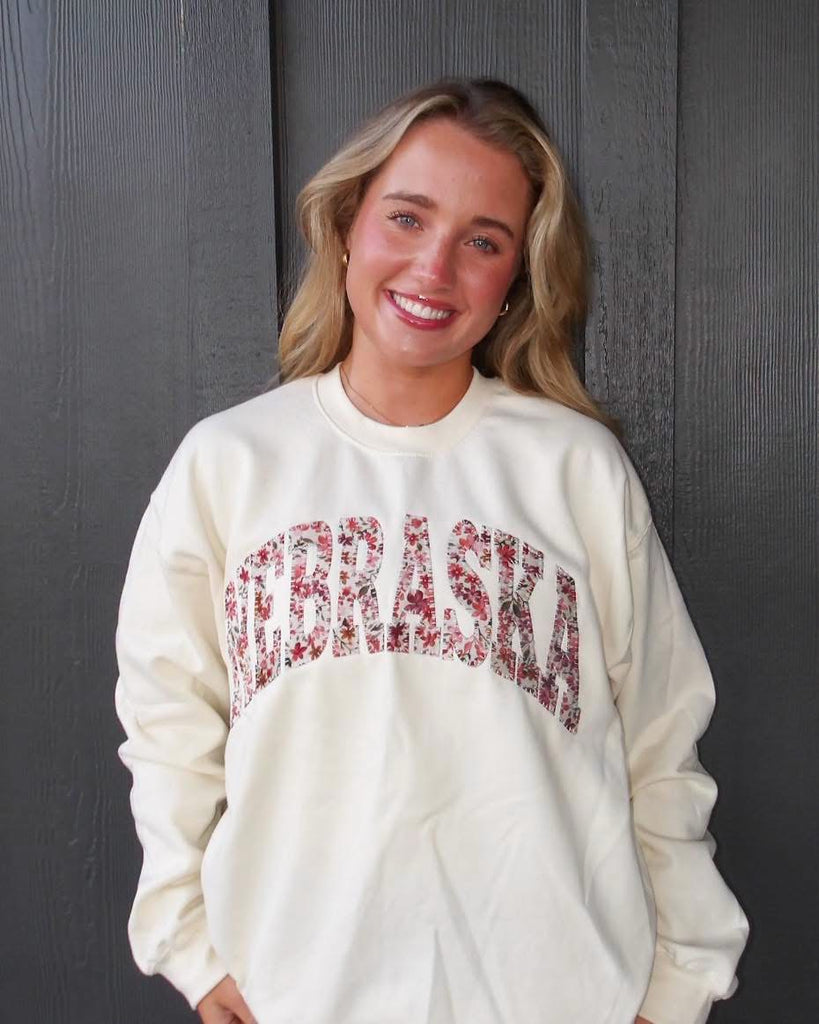 VINTAGE BERRY FLORAL NEBRASKA - IVORY CREW