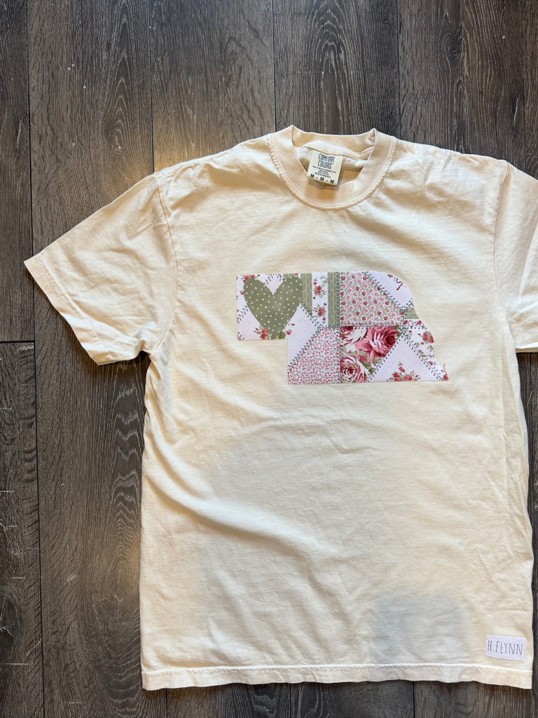 AUTUMN PATCHWORK STATE + GREEN POLKA DOT HEART- IVORY T-SHIRT