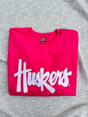 HUSKERS SCRIPT - HOT PINK CREW