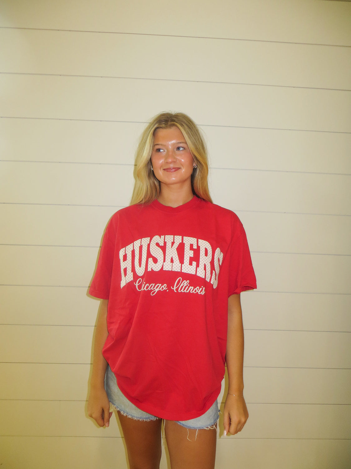 HUSKERS + LOCATION (dallas, vegas, or chicago) - RED TEE