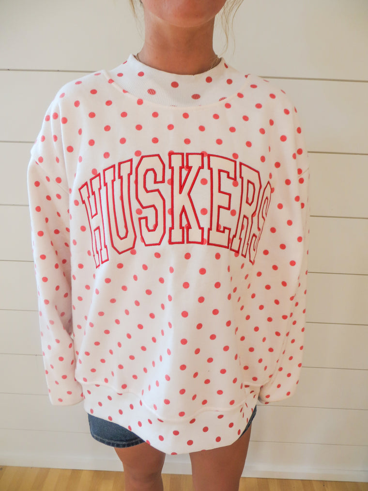 HUSKERS - RED POLKA DOT MOCKNECK