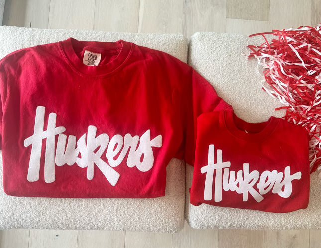 HUSKERS - RED COMFORT COLORS TEE (TODDLER + YOUTH + ADULT)