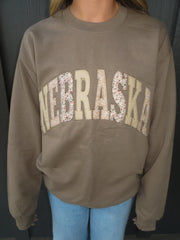 PATCHWORK NEBRASKA - TAUPE CREW