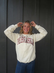 VINTAGE BERRY FLORAL NEBRASKA - IVORY CREW