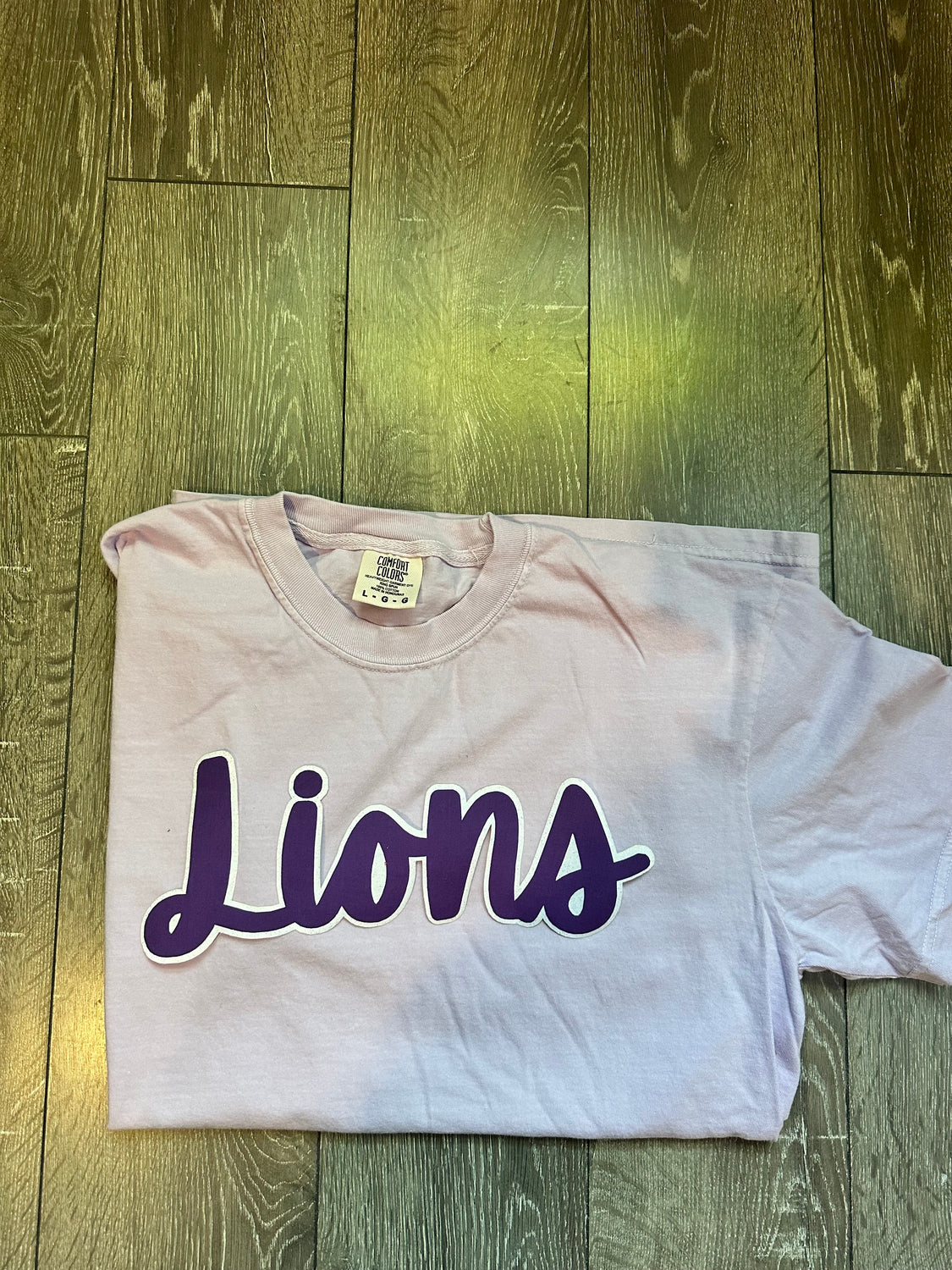 CURSIVE PURPLE/WHITE LIONS - ORCHID COMFORT COLORS TEE (youth + adult)