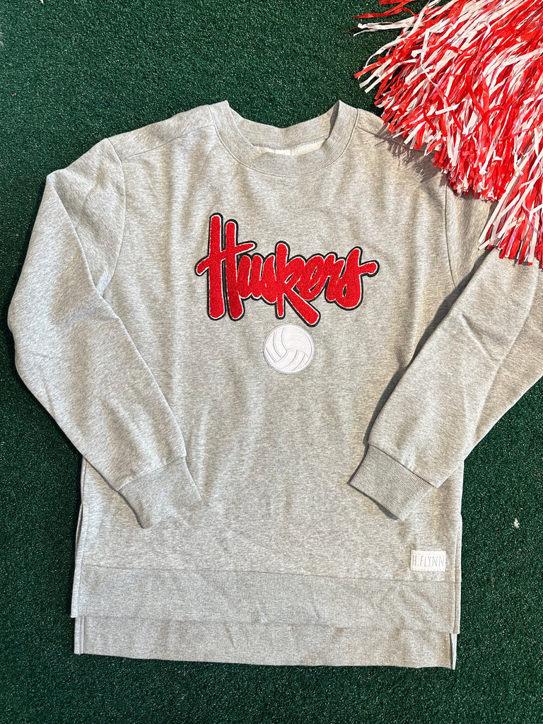 HUSKERS WITH VOLLEYBALL - GREY SIDE SLIT CREW